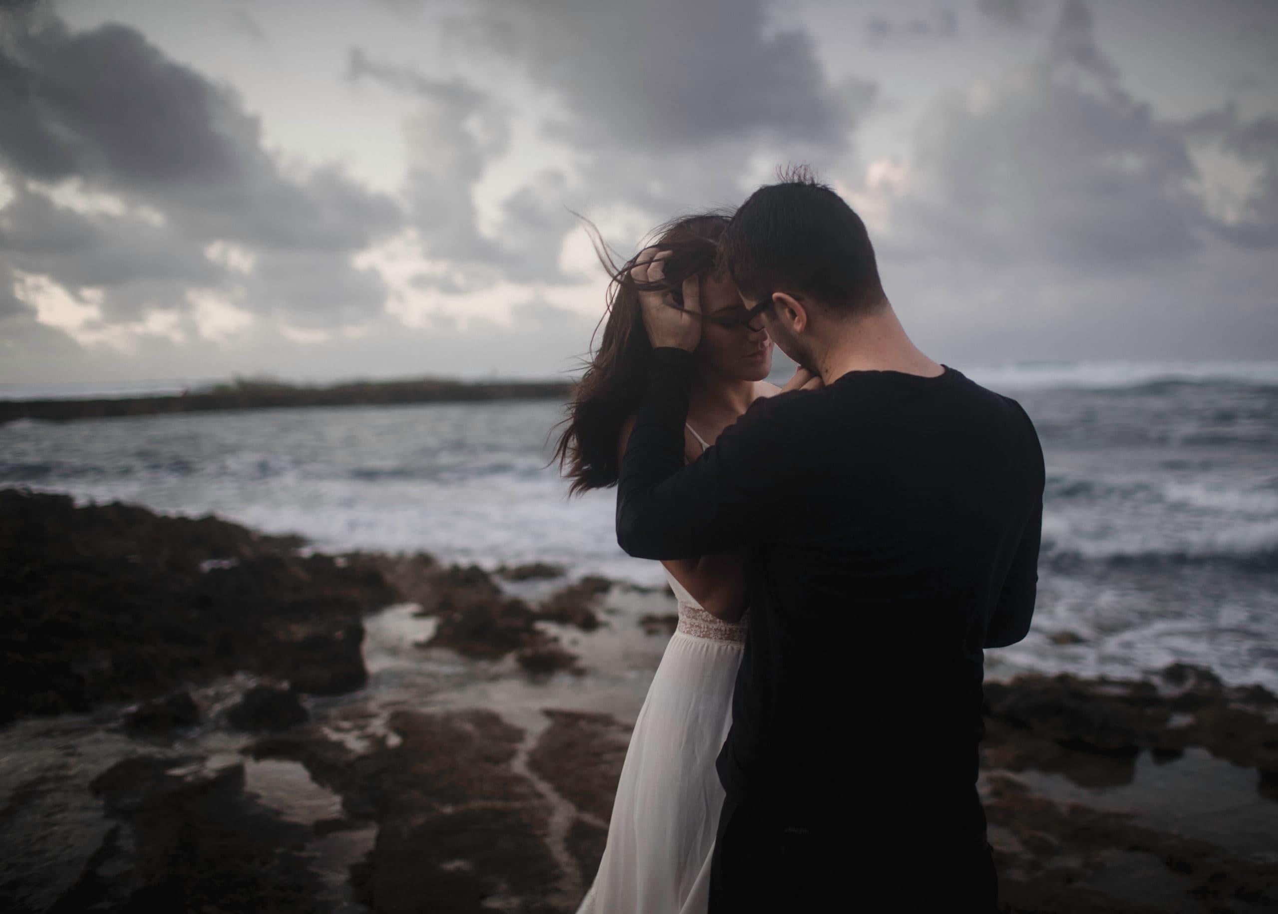 Thew best tips for eloping in Hawaii can be found within this blog.
