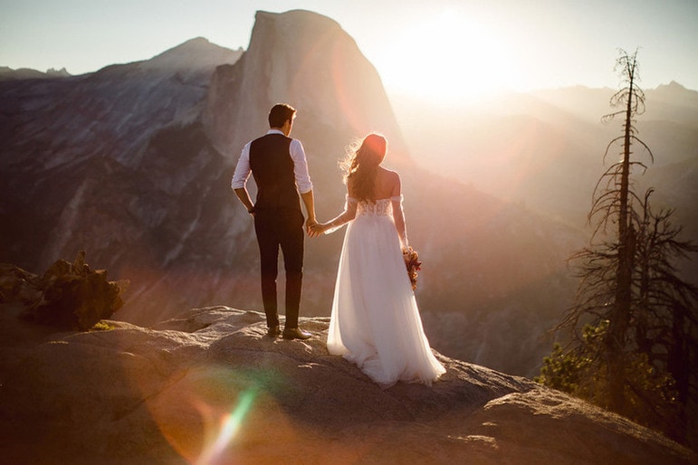 A Yosemite Wedding taking place at Glacier Point.