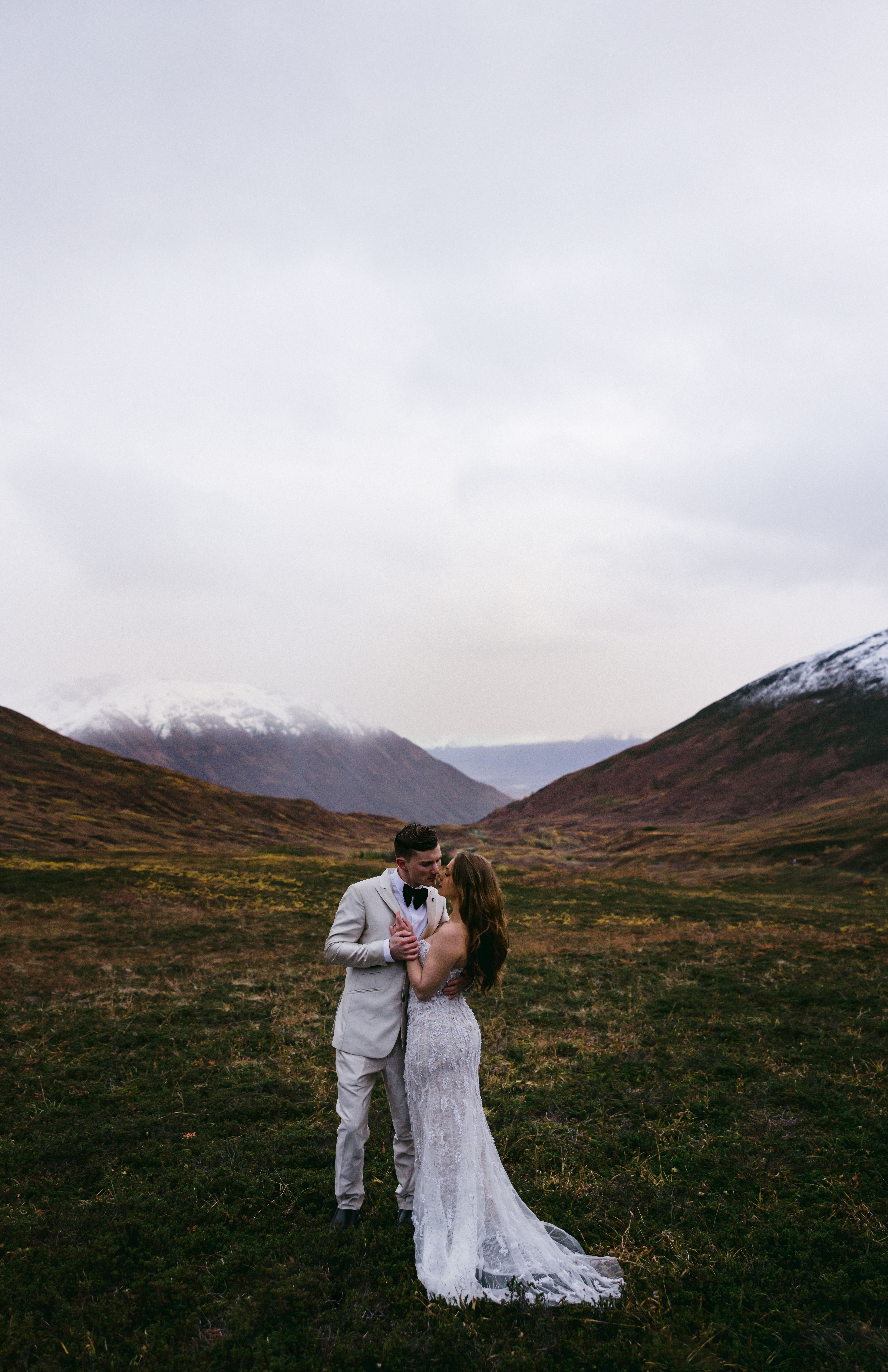 Some of the best Alaska wedding packages include helicopter tours, skiing, or snow shoeing.